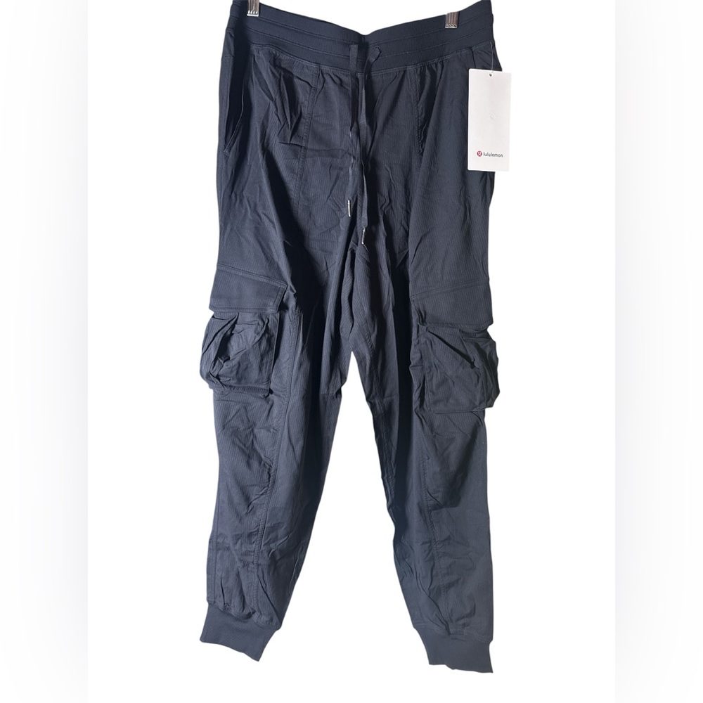 Lululemon Dance Studio Cargo Jogger Black M NWT - Picture 7 of 9